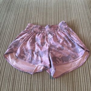 Lululemon pink camo shorts size 6